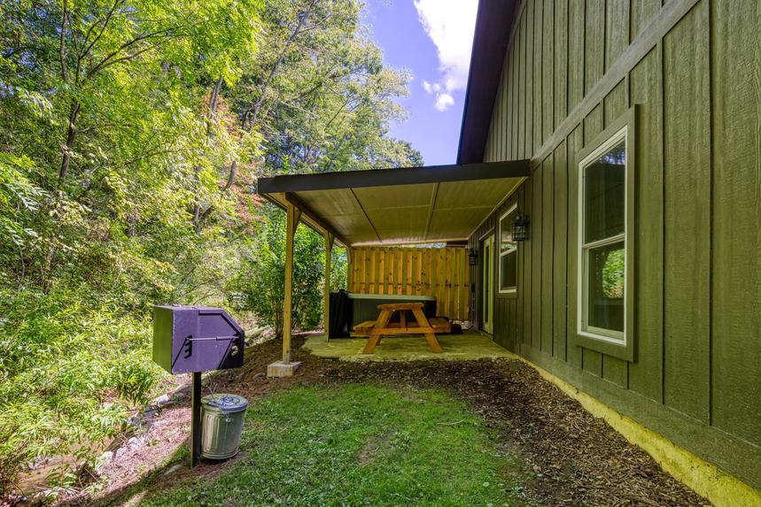 Hidden Creek Cottage